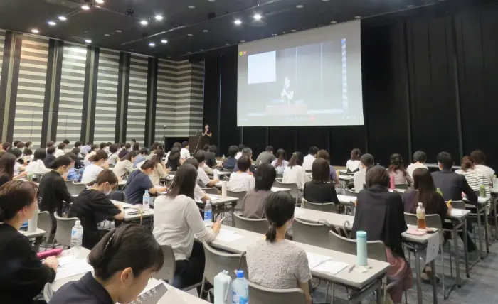 地域住民や介護従事者向けの、おくすりや感染予防などの各種勉強会の開催 写真